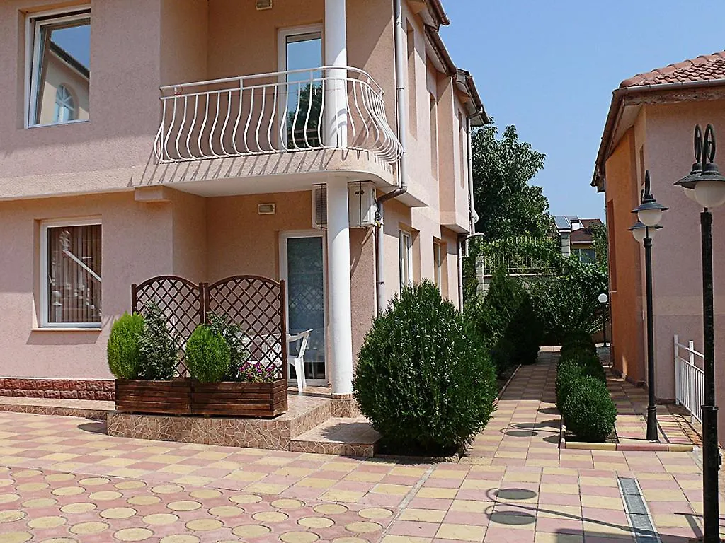 Aquarelle Hotel And Villas Golden Sands