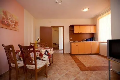 Aparthotel Aquarelle Hotel And Villas Golden Sands
