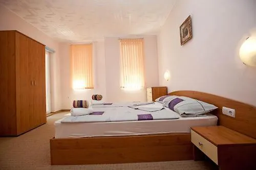 Aquarelle Hotel And Villas Golden Sands Aparthotel