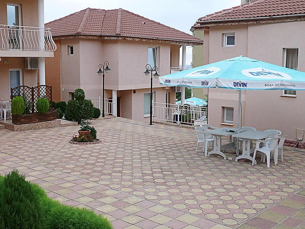 Aquarelle Hotel And Villas Golden Sands Aparthotel